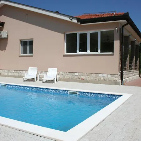 Villa Glam